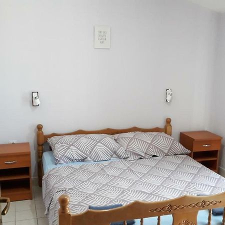 Apartmani Jovanovic Луштица Экстерьер фото